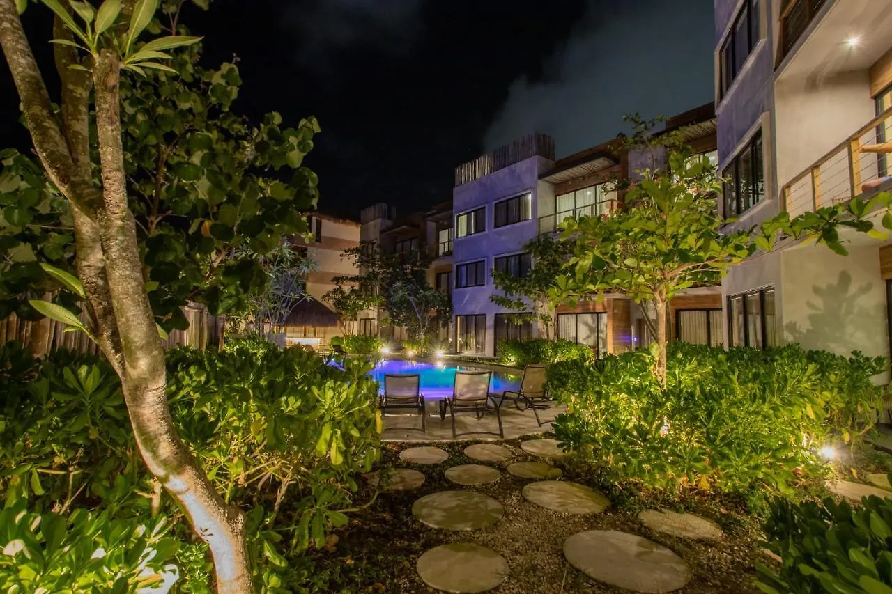 Macondo Tulum 2*,  Mexico